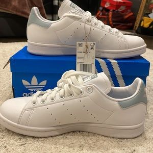 Stan Smith Adidas White with light blue, pink and metallic accent